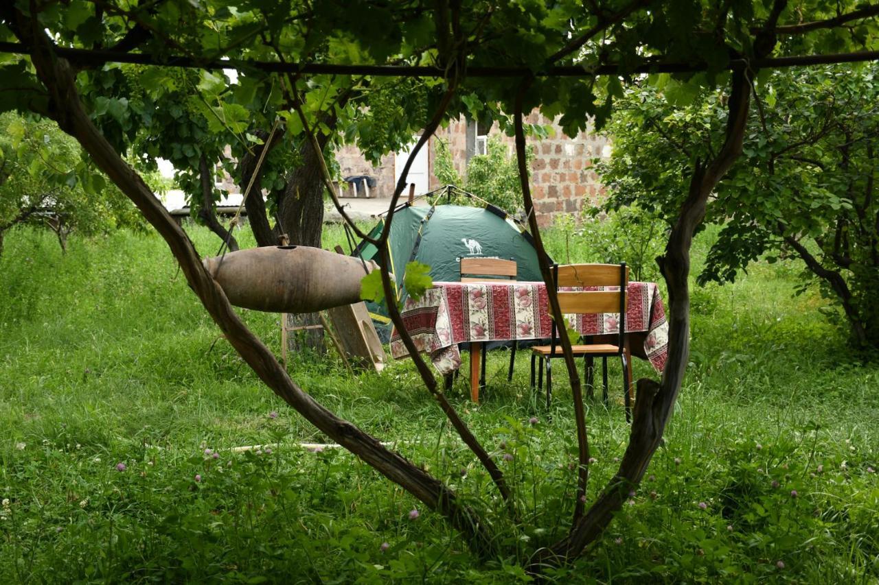Noosh Guesthouse Ashnak Buitenkant foto