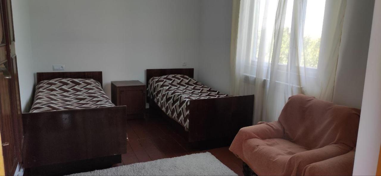 Noosh Guesthouse Ashnak Buitenkant foto